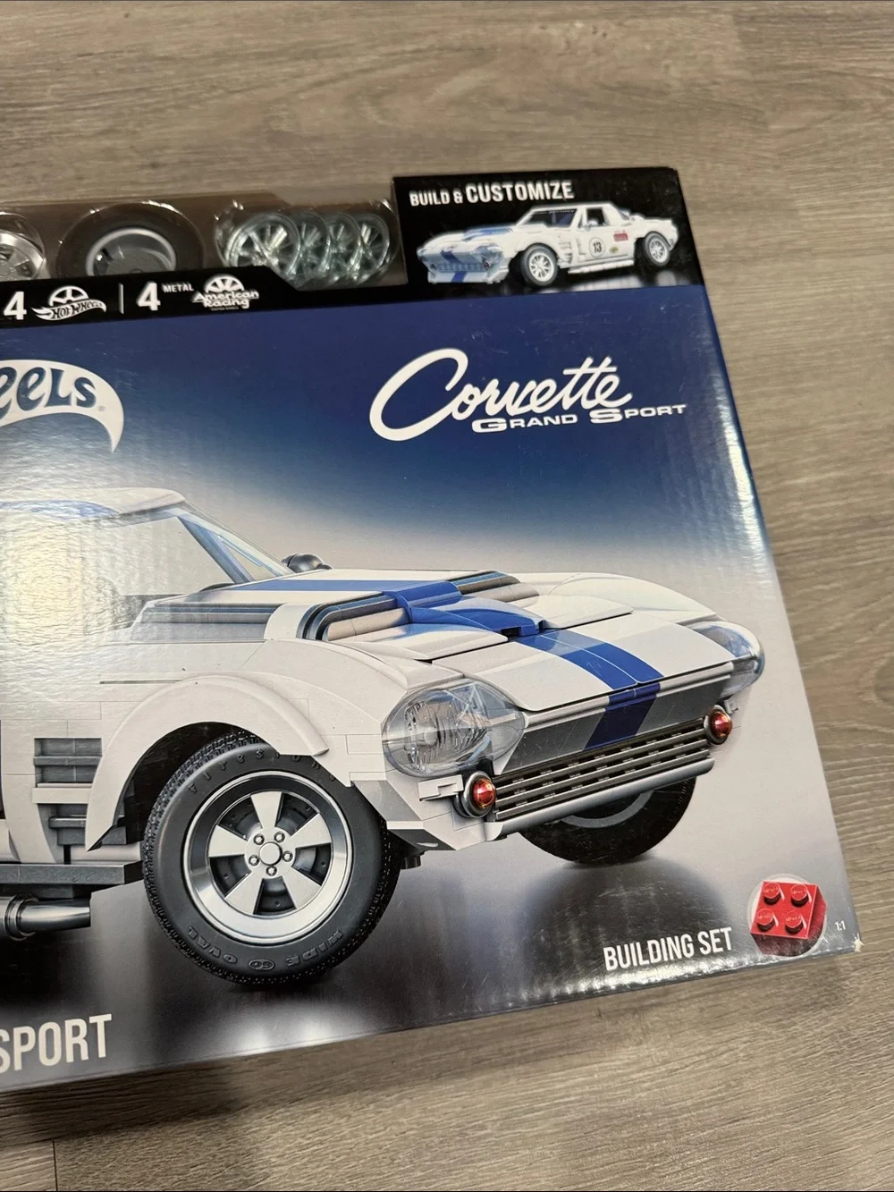 Hot Wheels Brick Shop Corvette Grand Sport Building Set